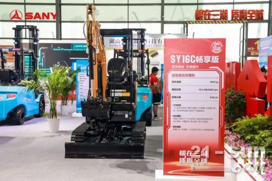 三一重机王牌产品燃爆2025长沙工程机械展！(图2)