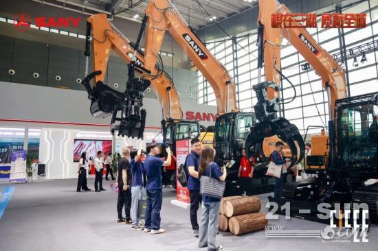 三一重机王牌产品燃爆2025长沙工程机械展！(图10)