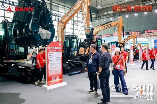 三一重机王牌产品燃爆2025长沙工程机械展！(图9)