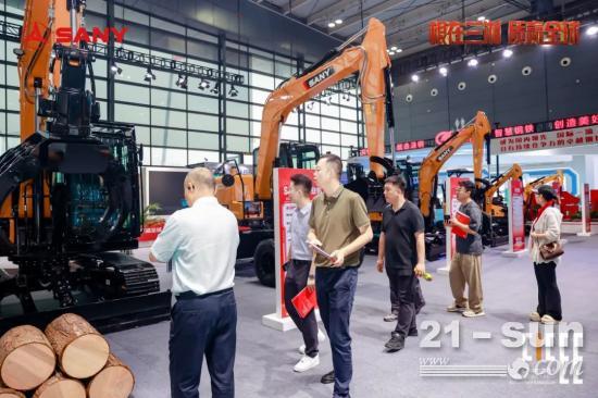三一重机王牌产品燃爆2025长沙工程机械展！(图8)