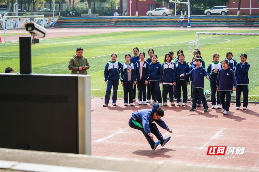 AI赋能全员文体 湖南百余个中小学校“智慧操场”全面启用(图4)