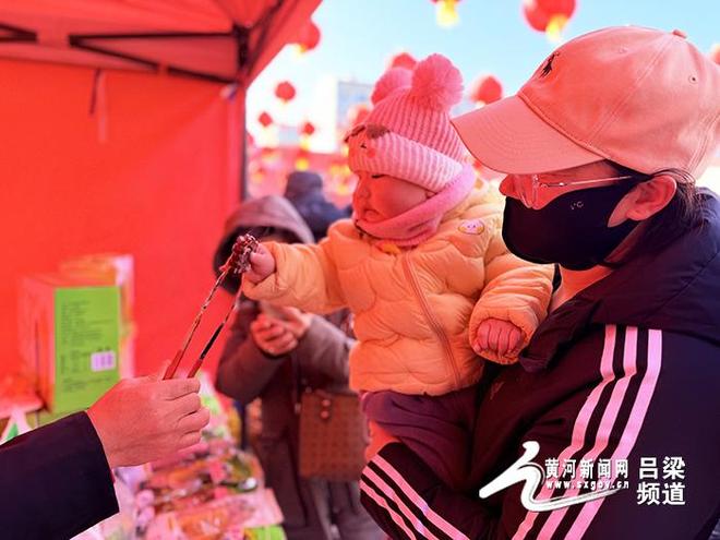 年味浓农品俏岚县供销大集搭起惠民助农桥(图3)