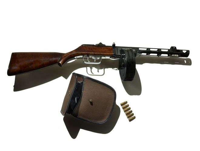 PPSh-43产量比波波沙少为啥战后反而成了多国标配？