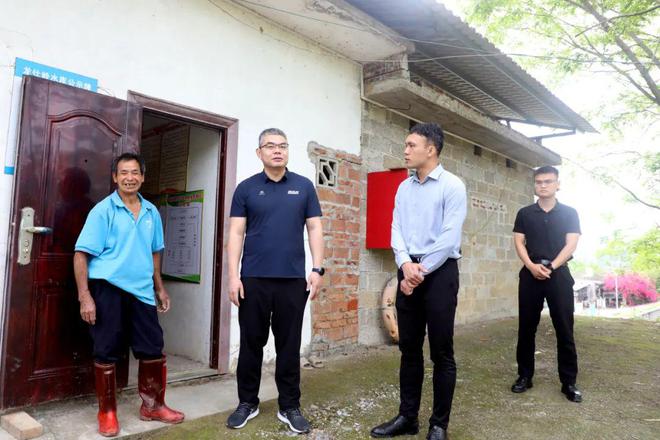 融安县委书记于福坚深入基层调研指导工作(图2)