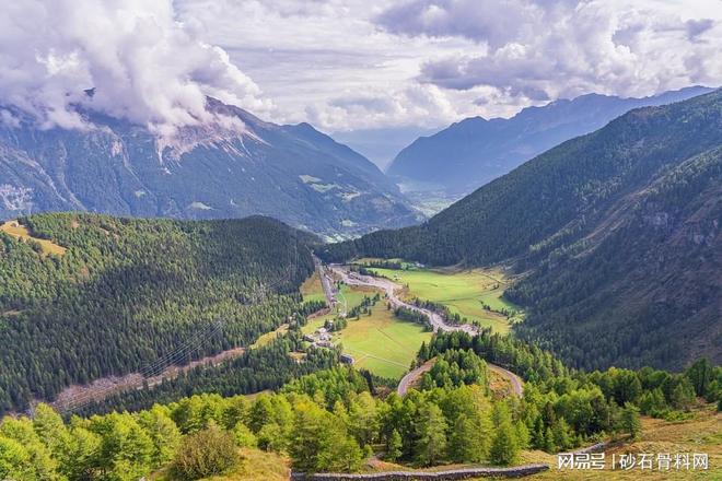 海南990万吨年砂石项目计划今年投产！（附多条骨料线动态）